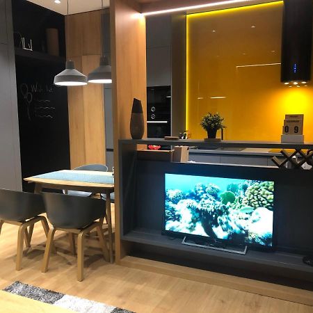 Apartments "Під Дубом"- "Under The Oak" Лвив Екстериор снимка